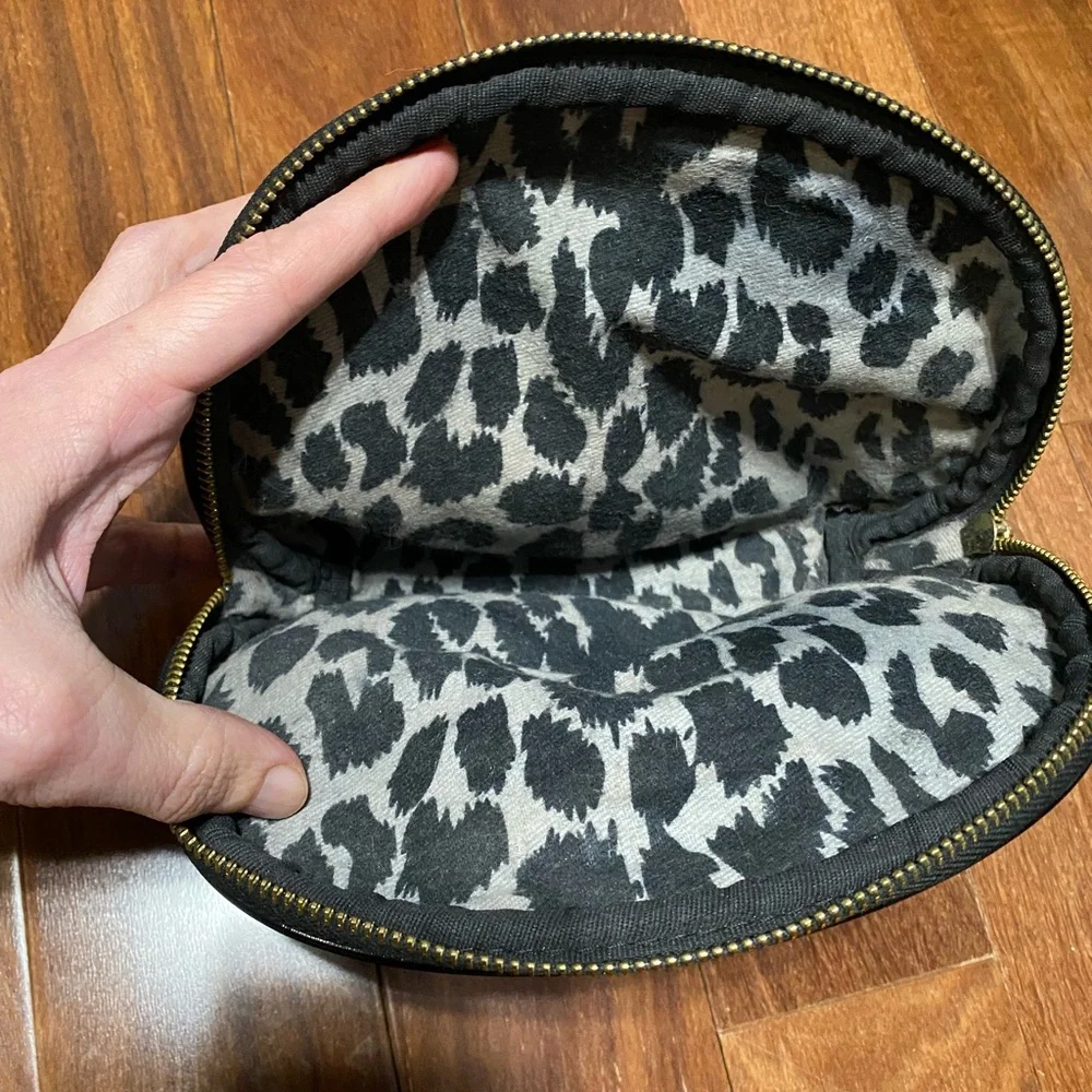 Betsey Johnson betsy johnson